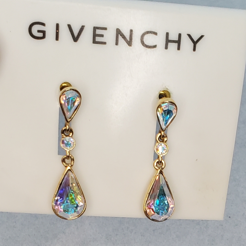 Givenchy Teardrop Multifaceted Crystallized W/ Swarovski Earrings - Picture 2 of 8